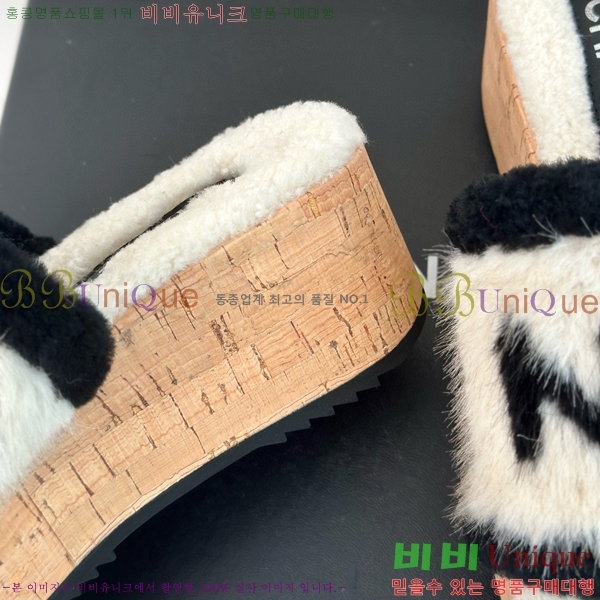  þ   30CH7452141-5