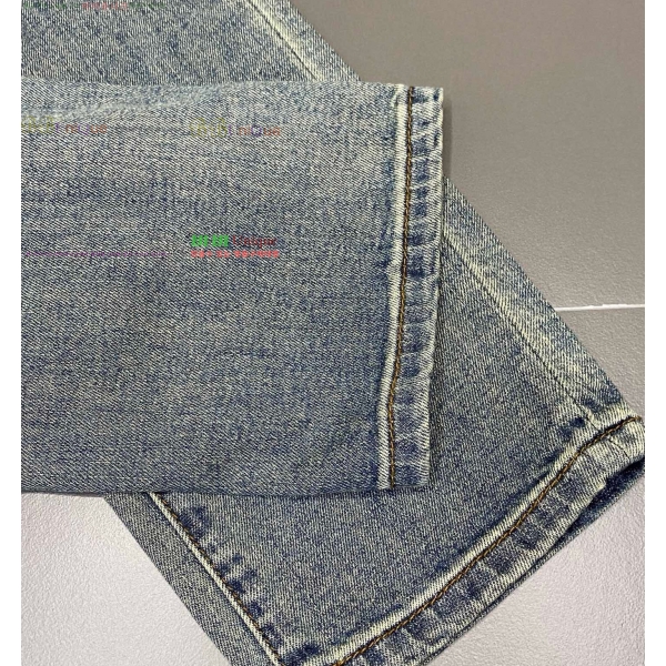  ũ û KC2522390