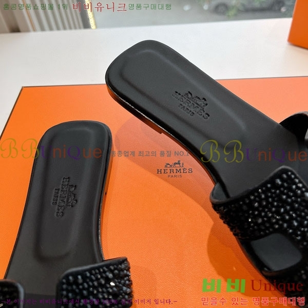 ޽  H7E506609-2