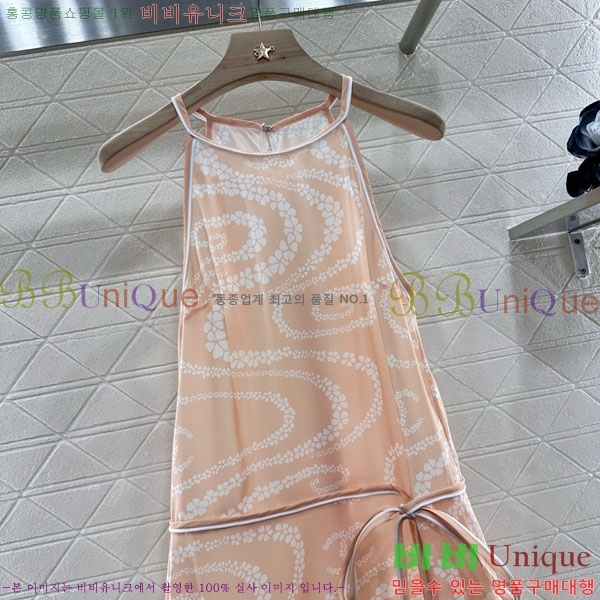  * ǽ CH411515-6