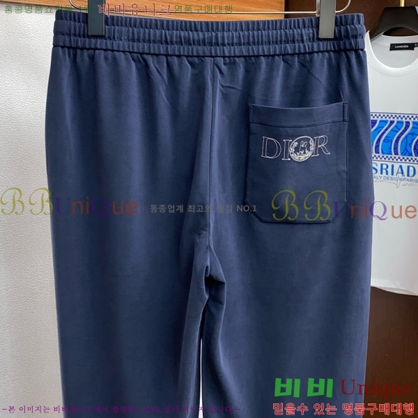    D4236354-2