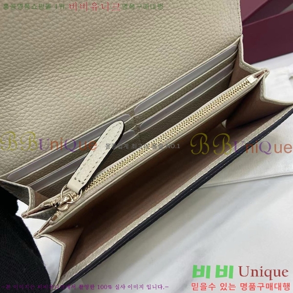 # GG   815922-104