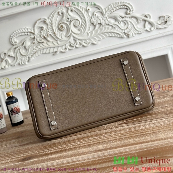 #޽  Ų 29 BKS290480-109 ev