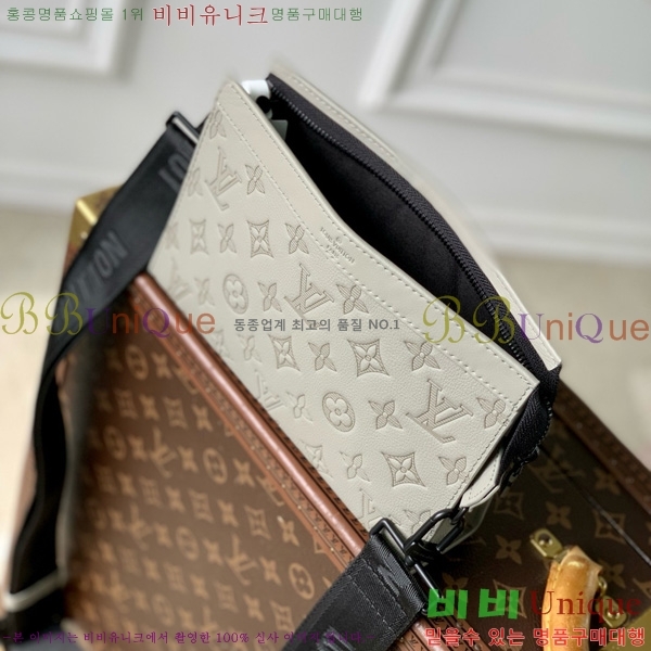 #̺    M81115-102