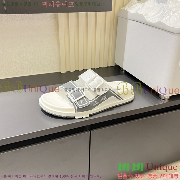  ̺  L8920935-5