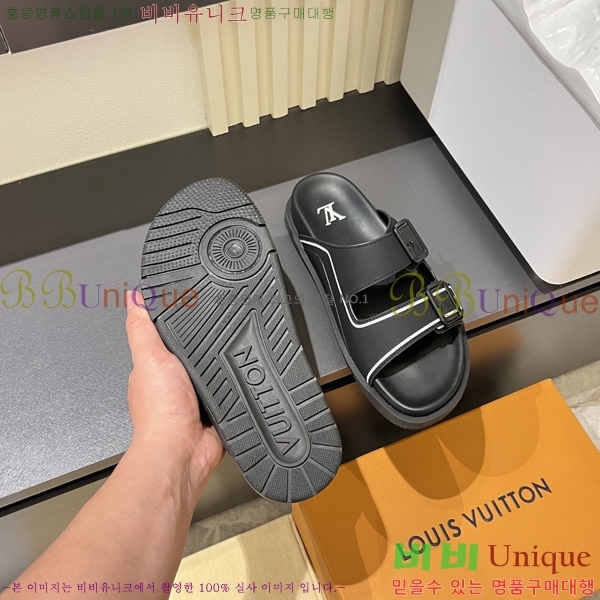  ̺  L8920935-7