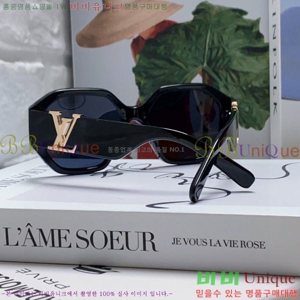 ̺ ۶ LV1008911-4