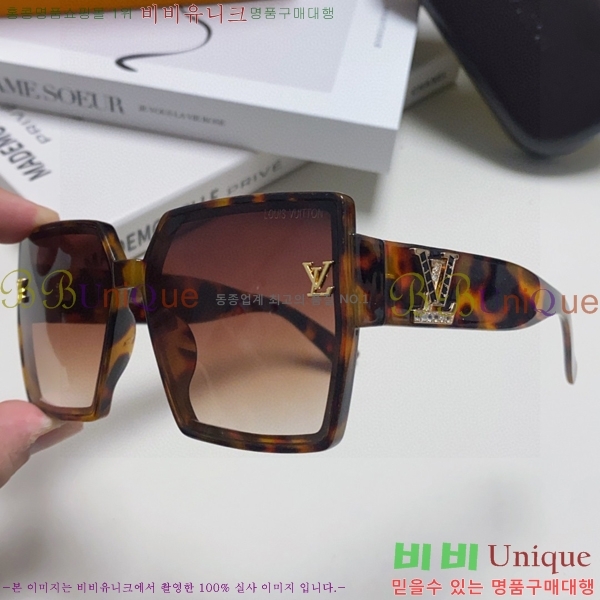̺ ۶ LV1008910-3