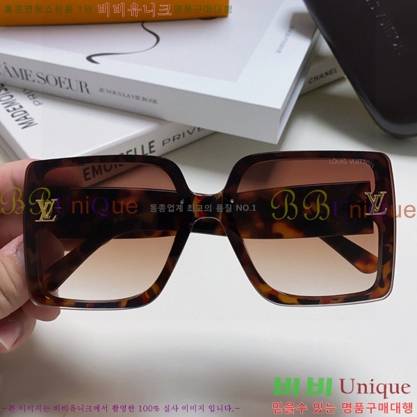 ̺ ۶ LV1008909-4
