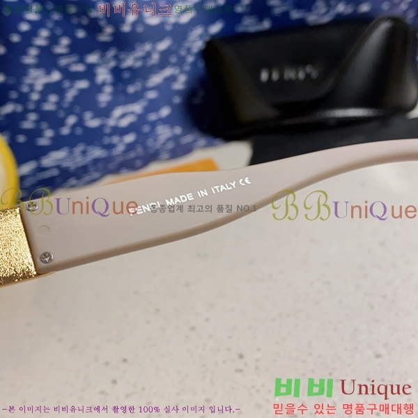  ۶ F924702-2