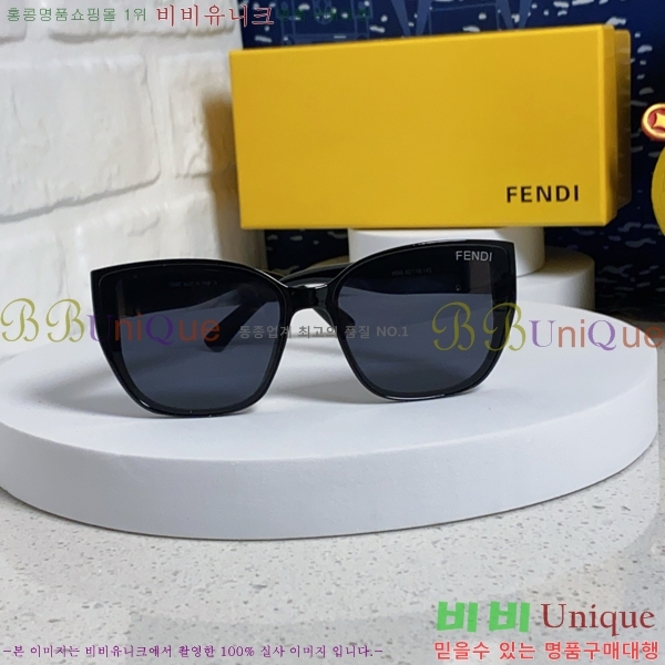  ۶ F924702-7
