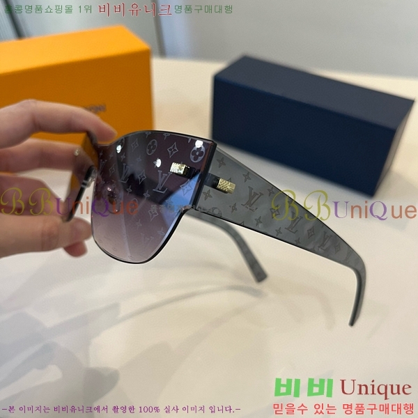 ̺ ۶ LV1008912-3