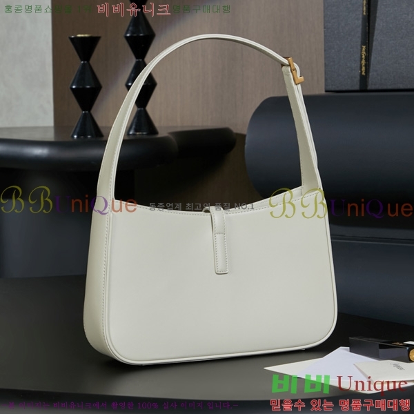 #ζ LE 5 7  ȣ 657228-702