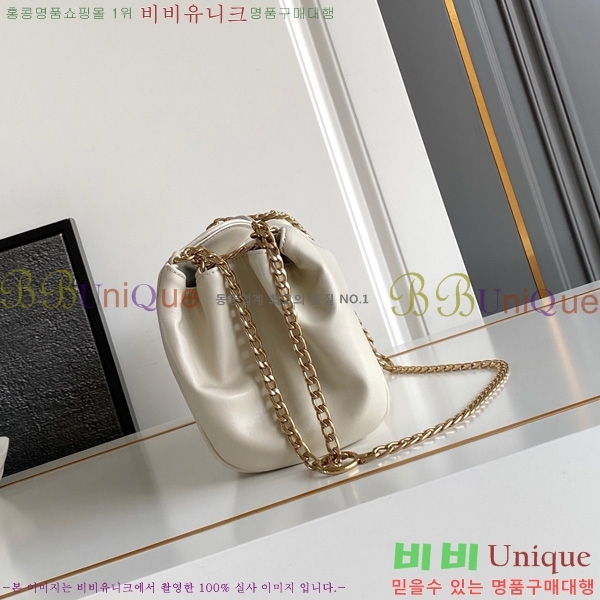 #  ƢƮ    1BD395-102