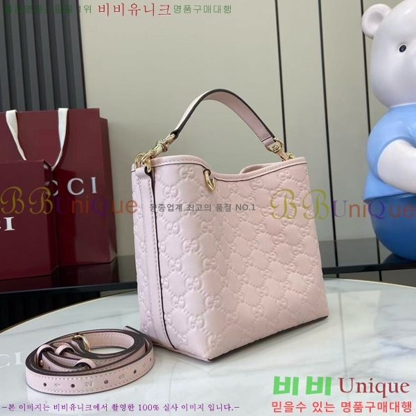 # GG   Ŷ 815118-525