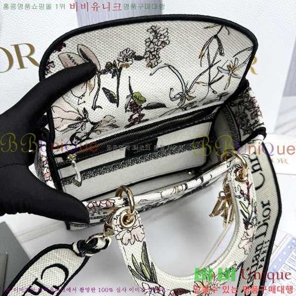 # ̵ Ʈ ̵ M0565-1001