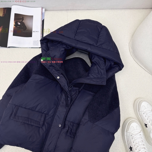  **  ٿ е MAXM230823-9