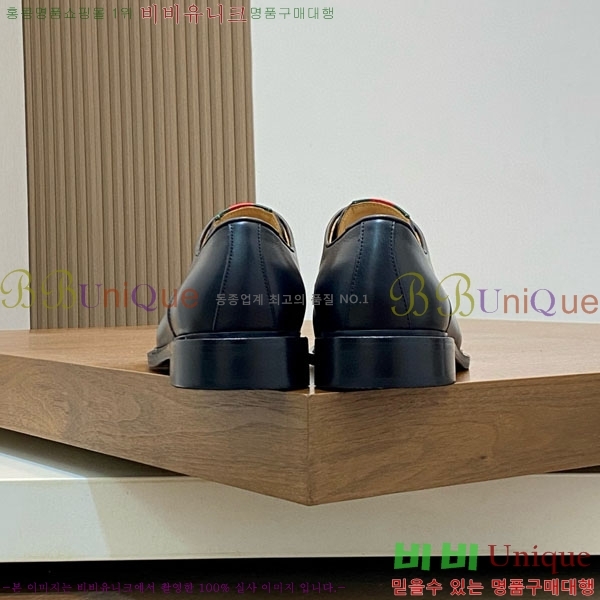   ǰ RY880552-1