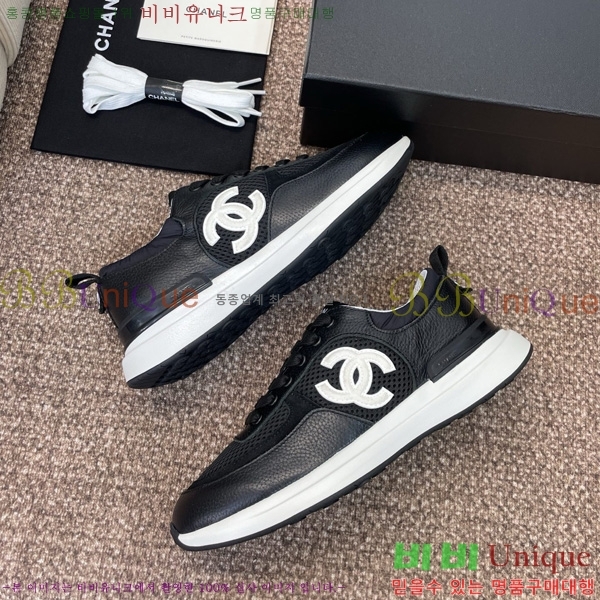 * Ŀ 32D866578-3