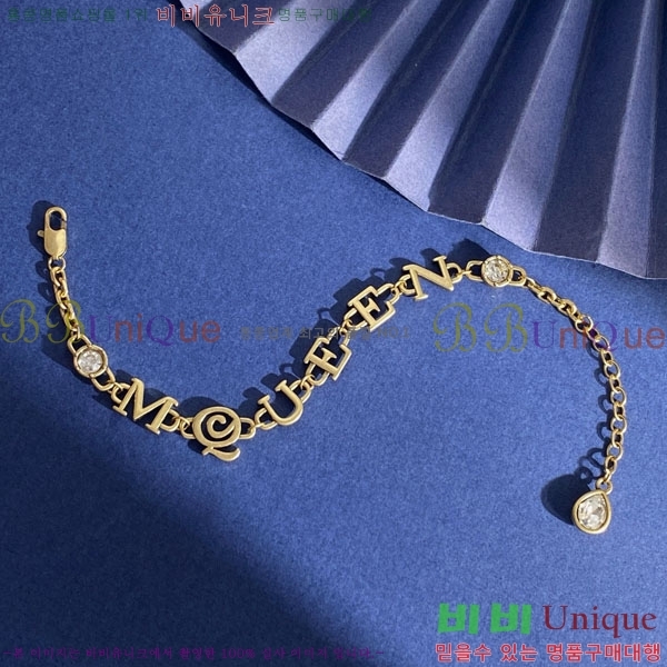 ˷  AWQ23404-1