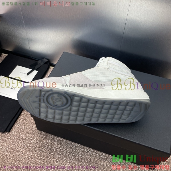 * Ŀ 34D866603-3