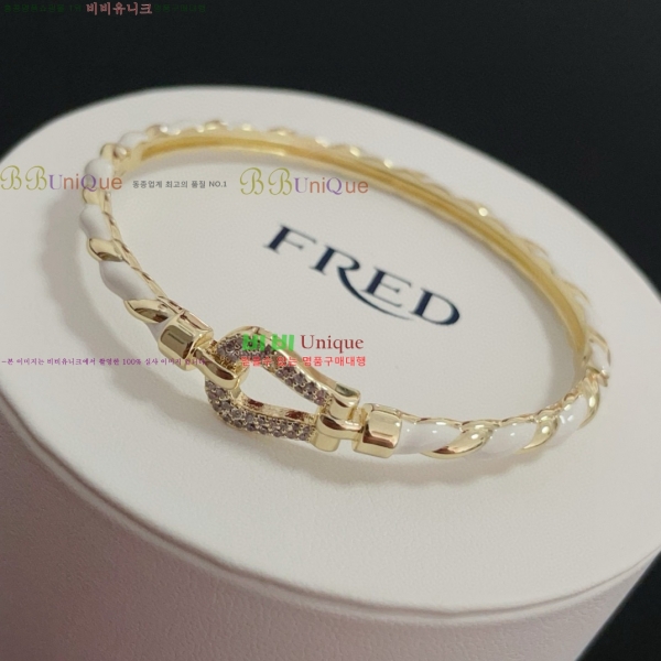 🍀߼🍀  CH856677