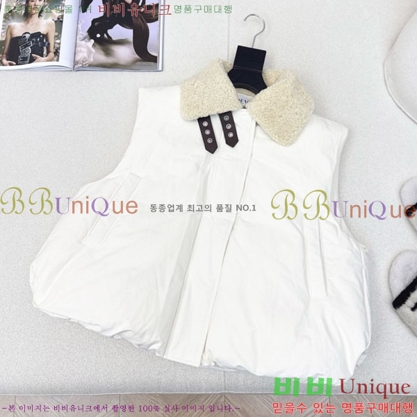  ο ٿ е  LOEWE231230-5