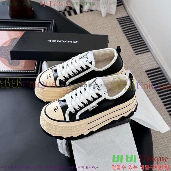 * Ŀ 33D866805-2