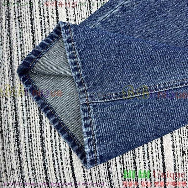  ˷    AW1555008-3