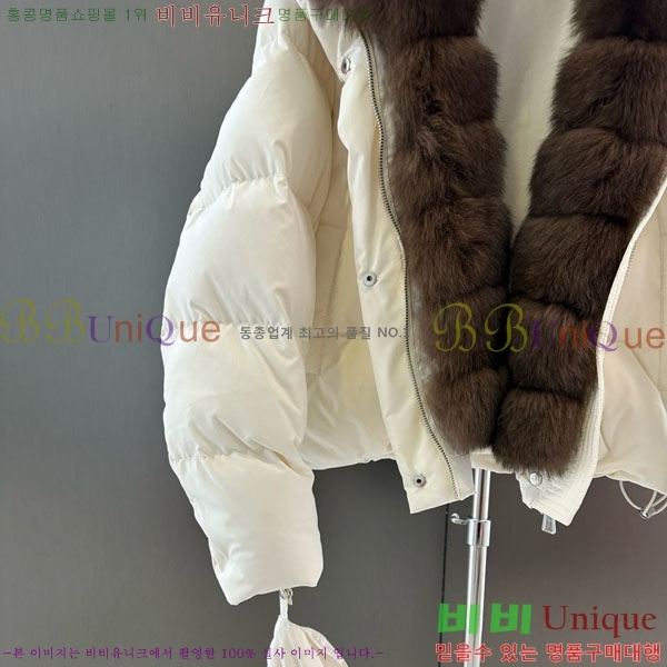  ** ٿ е MAX23402-17