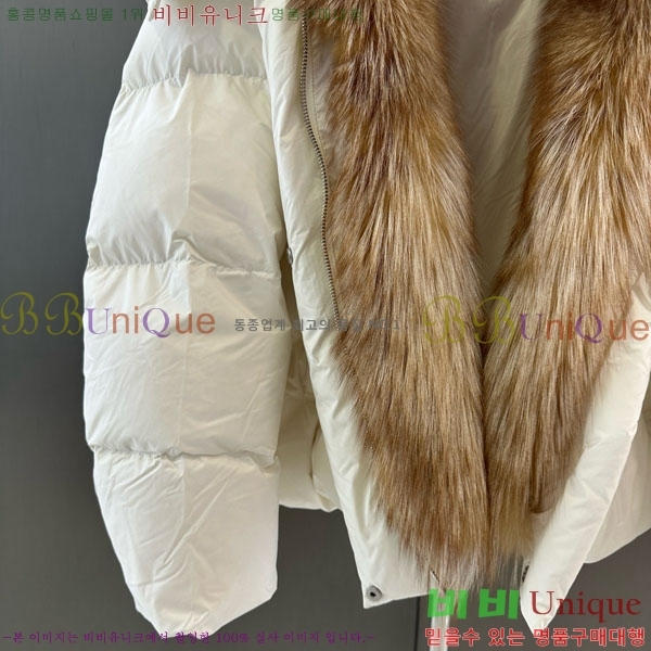  ** ٿ е MAX23402-22