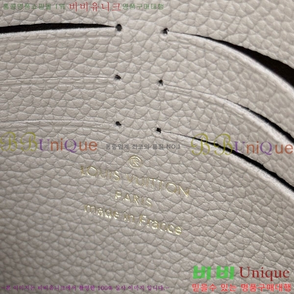 #̺ ٹ  üι M69423-1001