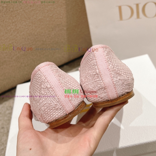  ÷ 28DL2592613-2