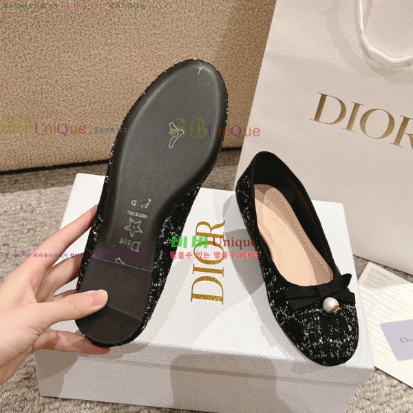  ÷ 28DL2592613-4