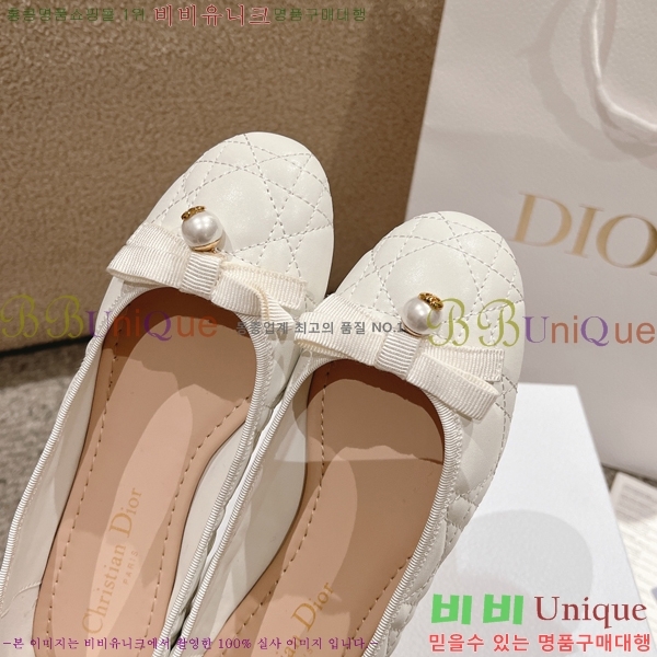 ÷ 28DL2592613-6