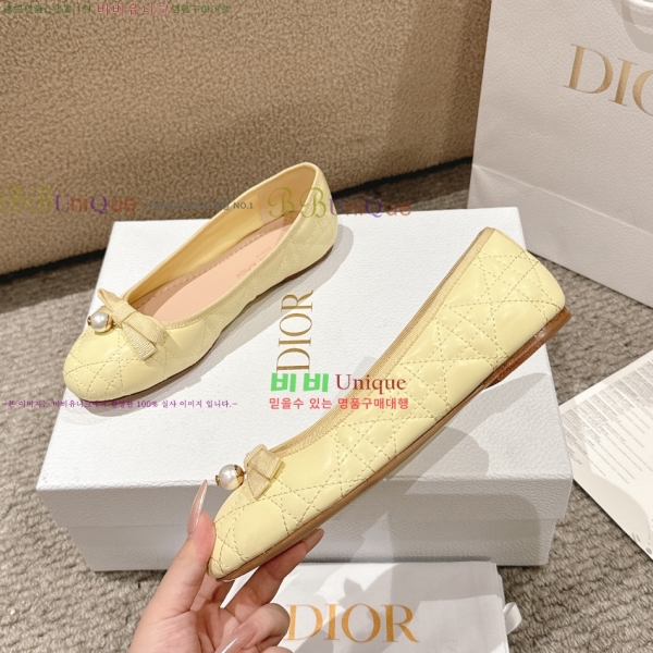  ÷ 28DL2592613-7
