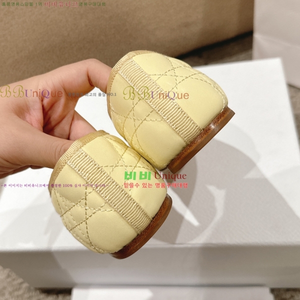  ÷ 28DL2592613-7
