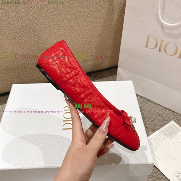  ÷ 28DL2592613-8