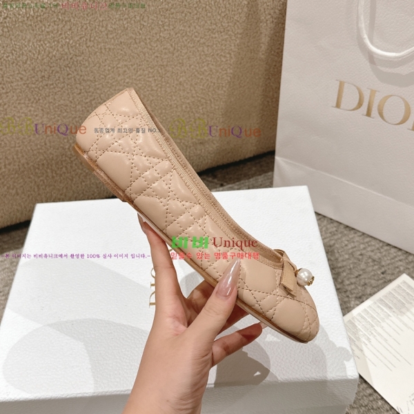  ÷ 28DL2592613-9