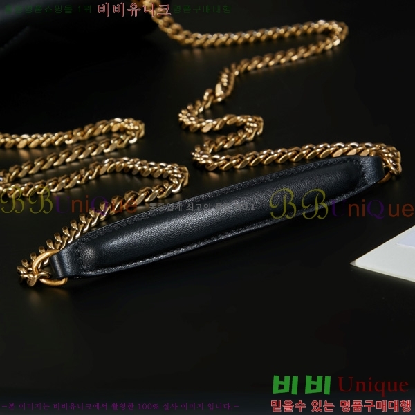 #ζ  ̴  821749-500