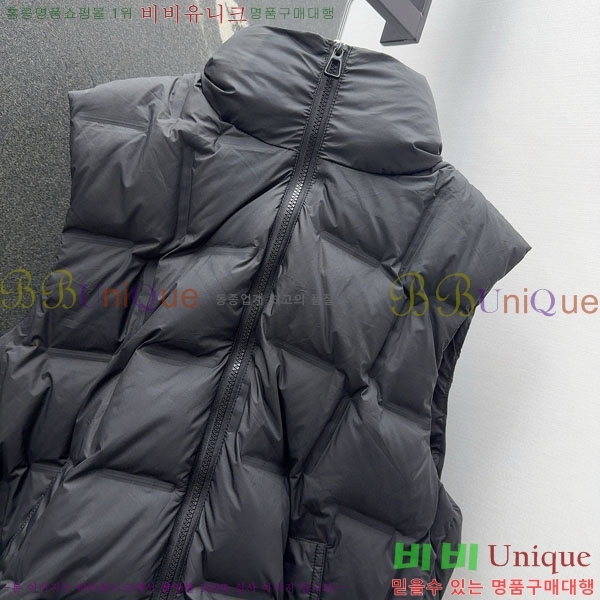  ** ٿ е  MAX267869-6