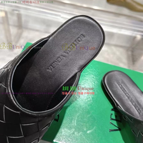  װŸ   44BV2510222-4