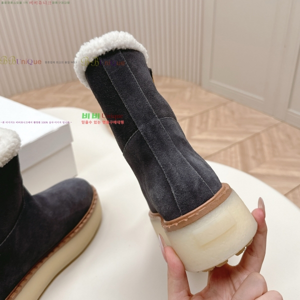  * ̵  46FY25102815-3