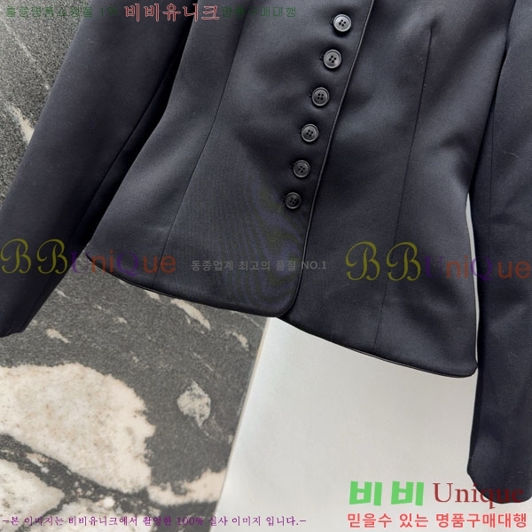  η**  LP8124044-5 ( )