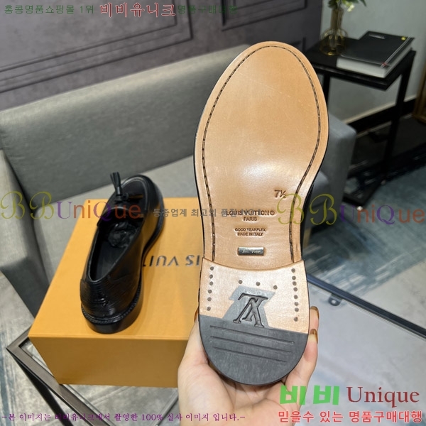  ̺  L0744-6