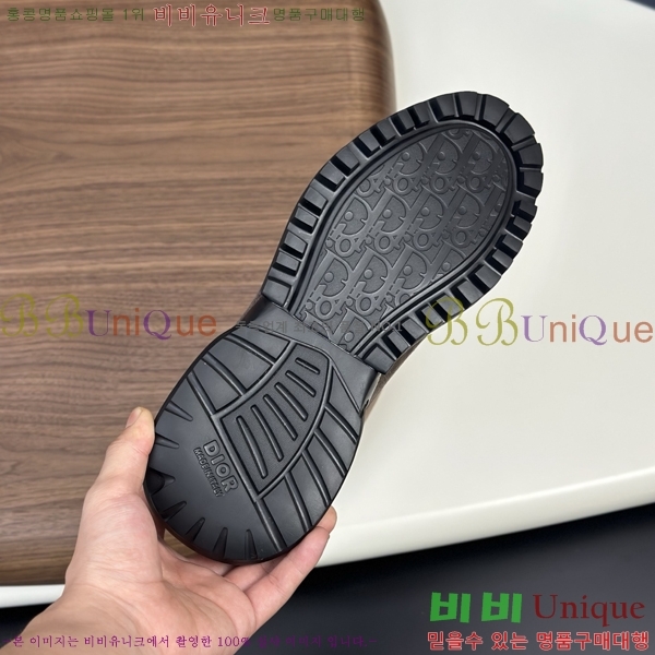   Ŀ DR142155-5