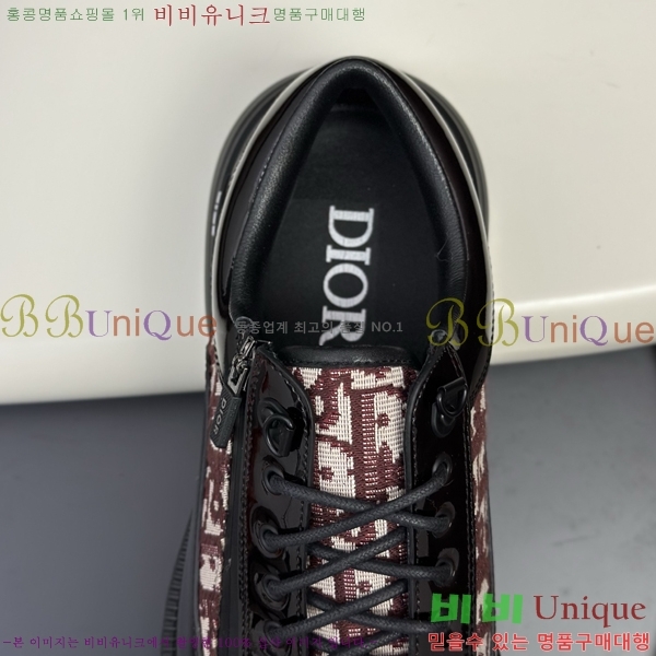   Ŀ DR142155-3