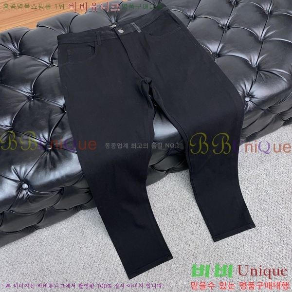   û FD987667