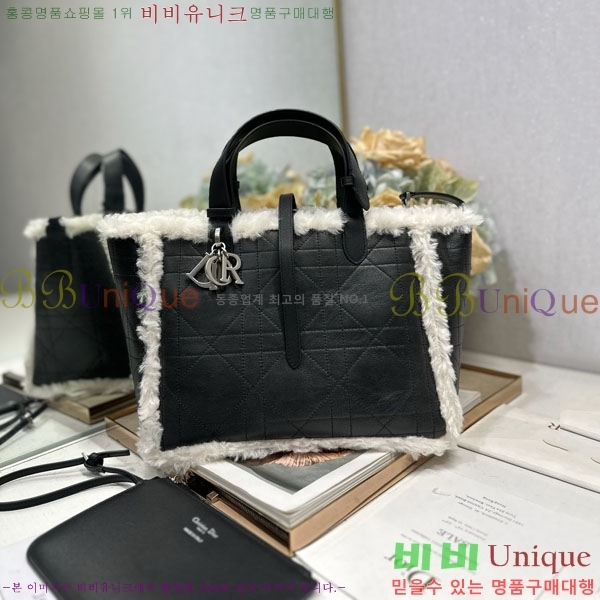 #  þ ̵ M2821-900