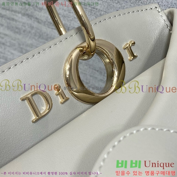 # ٺ  žڵ M0737-106